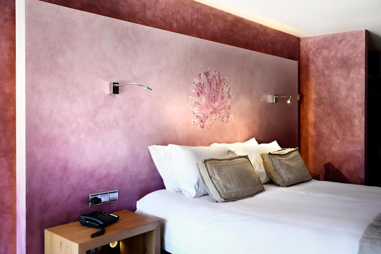 Boutique Hotel Urbisol Calders Exterior photo